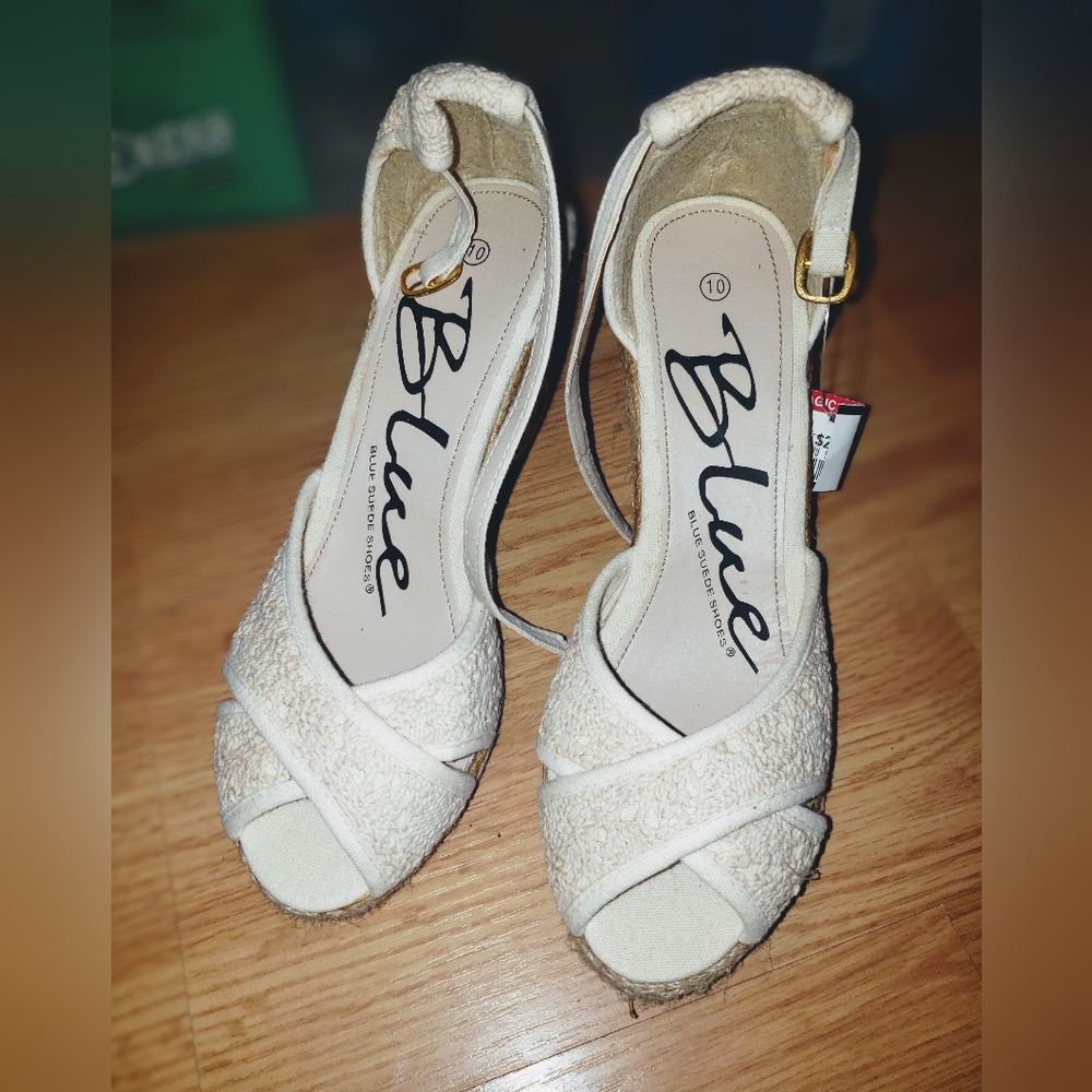 Women's size 10 Sandals